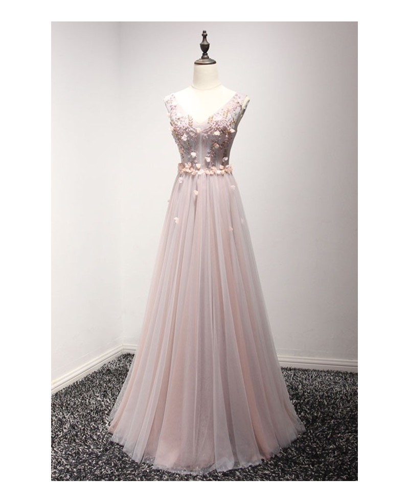 Romantic A-line V-neck Floor-length Tulle Prom Dress With Appliques Lace