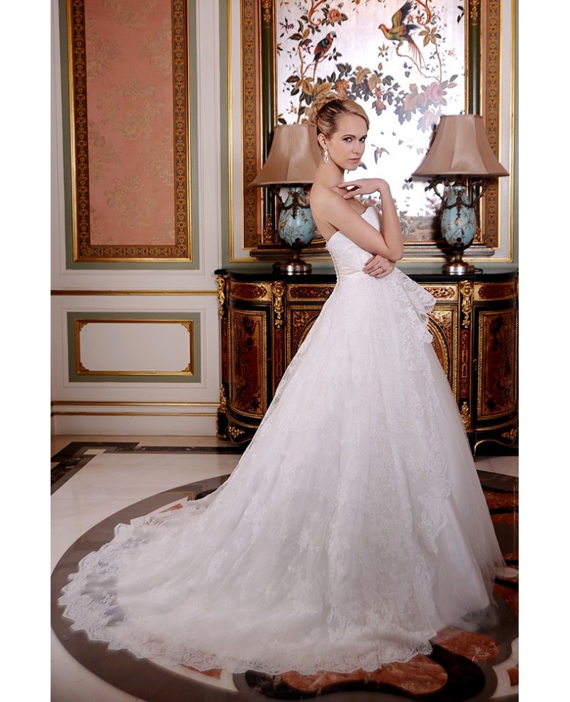 Ball-Gown Sweetheart Court Train Lace Tulle Wedding Dress